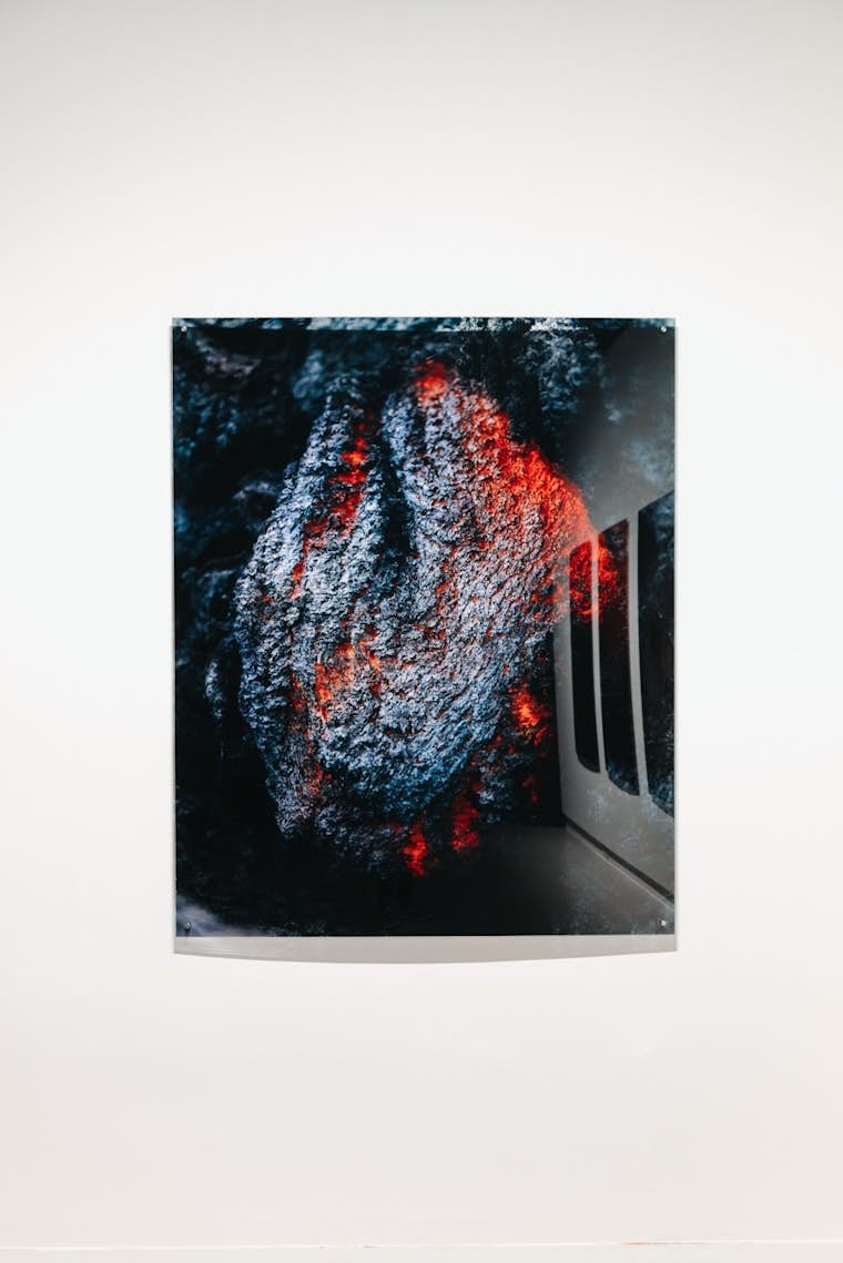 Hervé Charles, Etna 991901 (Série Volcanoes), 1999, 154 x 125 cm. Photo Leslie Artamonow.