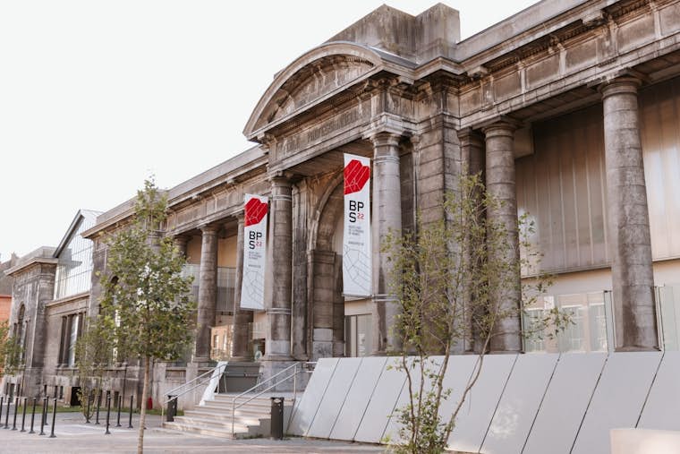 Façade du BPS22 2023 Photo Leslie Artamonow